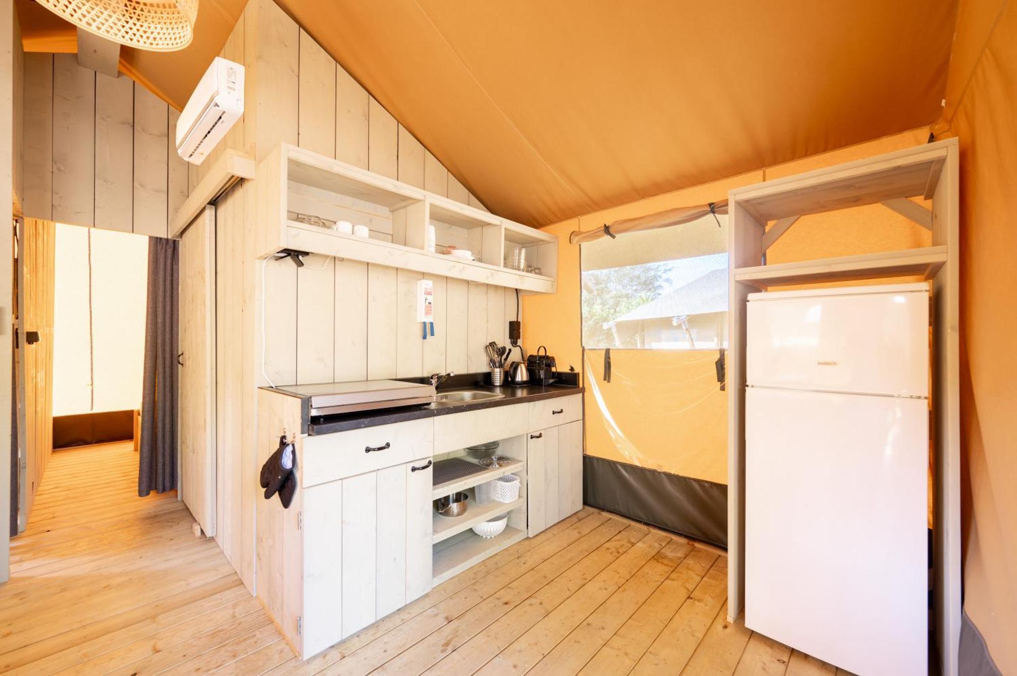 Hotel Glamping Twente Denekamp Esterno foto